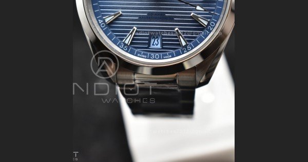 Aqua Terra 41mm VSF 1:1 Best Edition Summer Blue Dial on Stainless Bracelet A8900 Super Clone