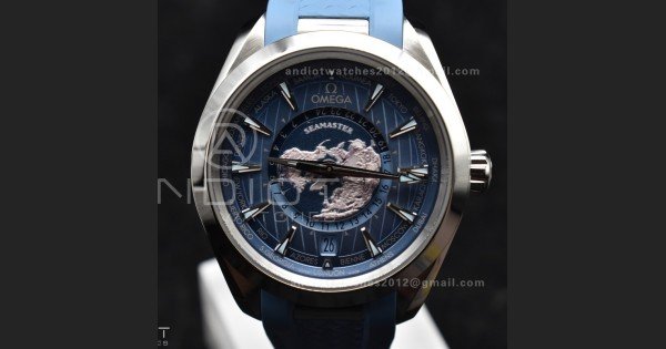 Aqua Terra GMT Worldtimer 43mm VSF 1:1 Best Edition Summer Blue Dial on Blue Rubber Strap A8938 Super Clone