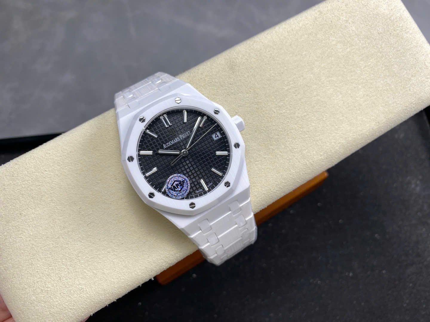 Audemars Piguet Royal Oak 15500 Dial Black Copies Watch White Ceramic APS Factory 41mm - Đồng Hồ Replica 1:1