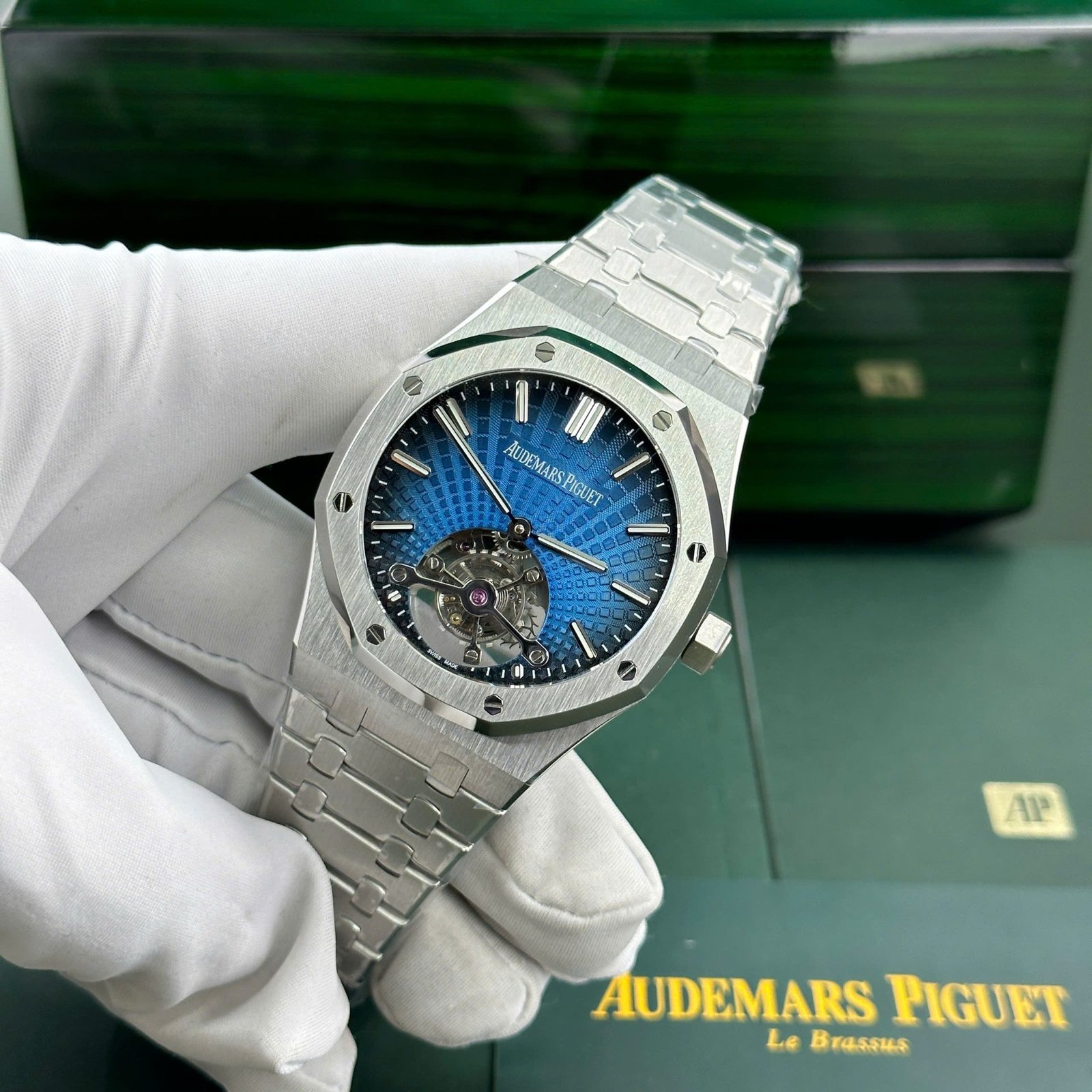 Audemars Piguet Royal Oak Flying Tourbillon 26530 Replica Watch R8 Factory 41mm - Đồng Hồ Replica 1:1