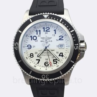 Breitling Superocean Men's 46mm A17365 Silver-tone