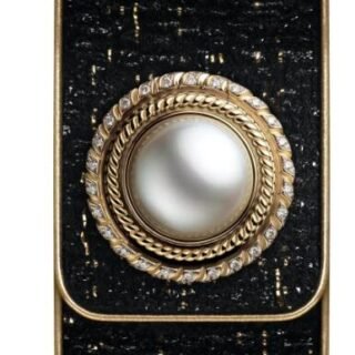 Chanel Mademoiselle Privé Bouton Perle Replica Watch H6464