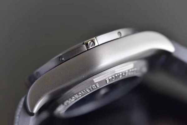 Chronomat 44 Fashion Watch - BR038