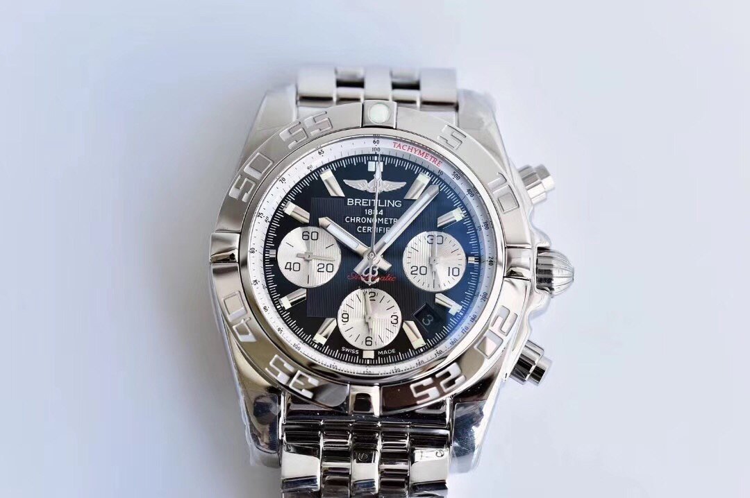 Chronomat 44 Fashion Watch - BR042