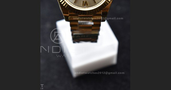 Day Date 40 YG 228238 ARF 1:1 Best Edition Silver Roman Dial On President Bracelet VR3255 (Gain Weight)