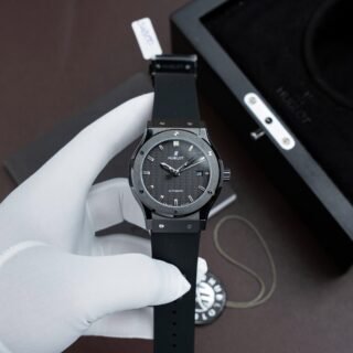 Hublot Classic Fusion Ceramic Replica Watch Carbon Dial Rubber Strap 42mm - Đồng Hồ Replica 1:1