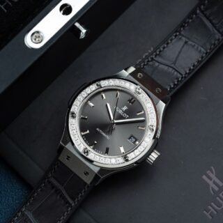 Hublot Classic Fusion Dial Gray Replica Watch Bezel Diamonds Moissanite 38mm - Đồng Hồ Replica 1:1