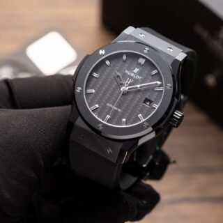 Hublot Classic Fusion Replica Watch Ceramic Carbon Dial Rubber Strap GSF 42mm - Đồng Hồ Replica 1:1