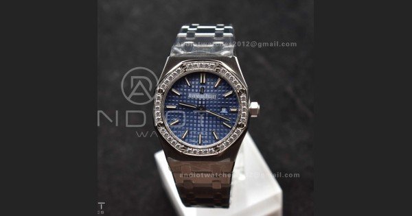 Lady Royal Oak 33mm 67651 SS/Diamond Bezel V7F 1:1 Blue Textured Dial on SS Bracelet Ronda Quartz to AP Cal.2713