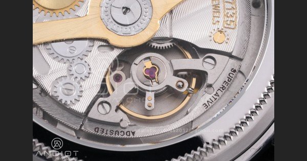 Land Dweller 127334 DIWF Best Edition White Dial on SS Bracelet A7135