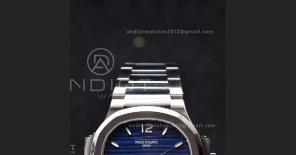 Nautilus 7118 3KF 1:1 Best Edition Blue Textured Dial on SS Bracelet A324 Super Clone V2