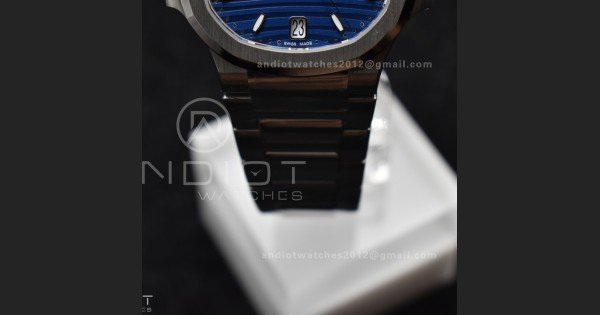 Nautilus 7118 3KF 1:1 Best Edition Blue Textured Dial on SS Bracelet A324 Super Clone V2