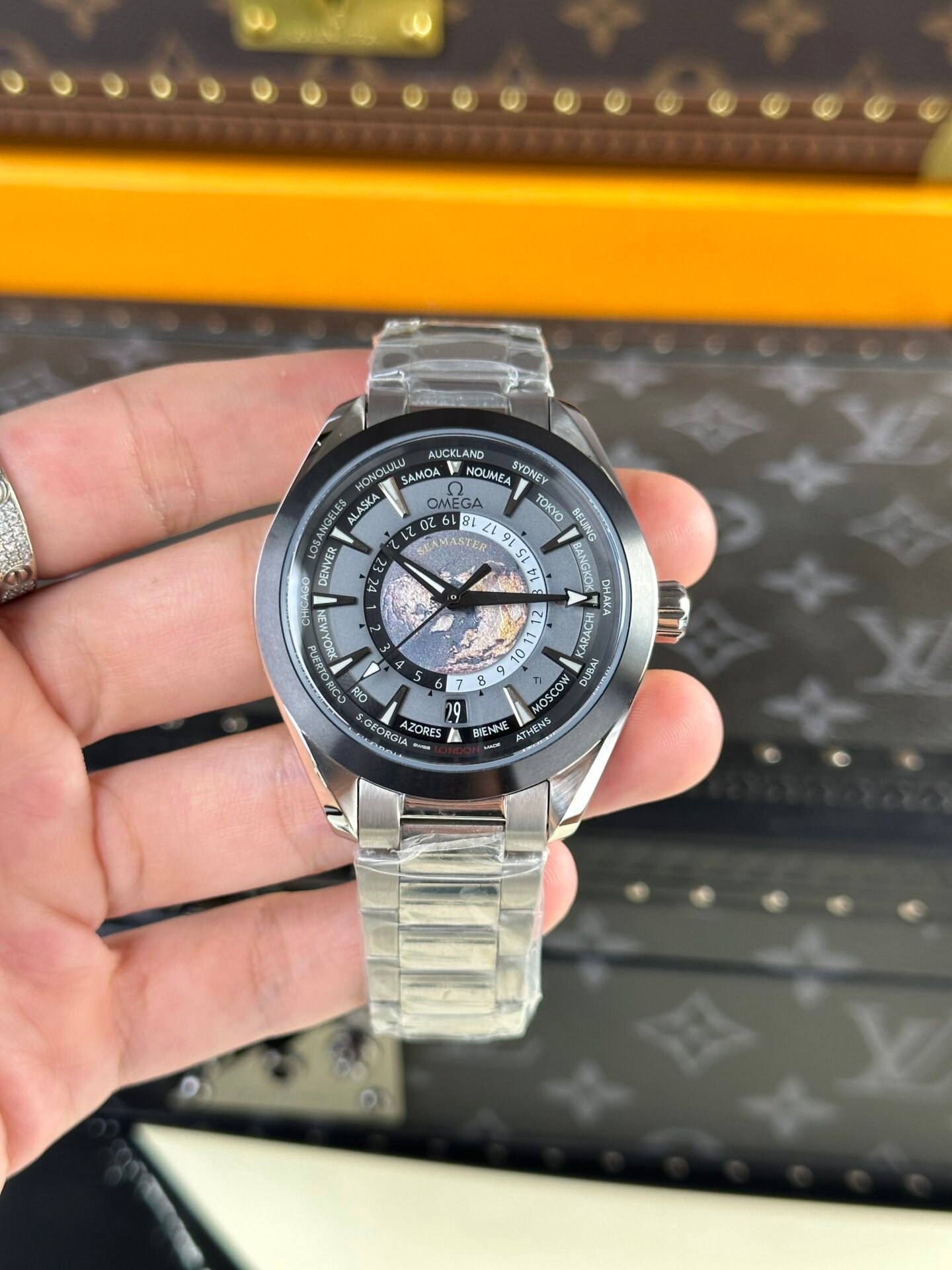 Omega Best Replica Watch Seamaster Aqua Terra Gray Dial 43mm - Đồng Hồ Replica 1:1