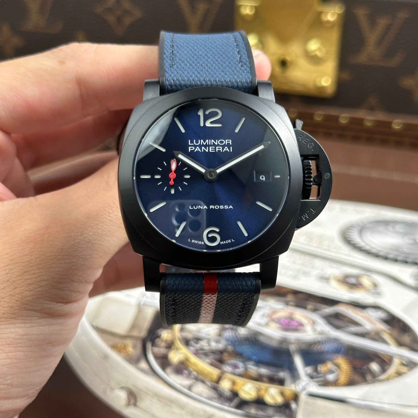 Panerai Luminor Quaranta PAM1408 Replica Watches Blue Dial Automatic Movement VS Factory 40mm - Đồng Hồ Replica 1:1