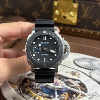 Panerai Submersible PAM683 Replica Watches Ceramic Bezel Automatic Movement VS Factory 42mm - Đồng Hồ Replica 1:1