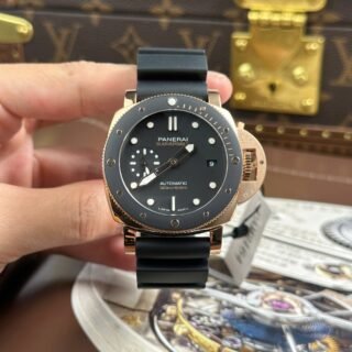 Panerai Submersible PAM974 Copies Watches Black Dial Rubber Strap VS Factory 42mm - Đồng Hồ Replica 1:1
