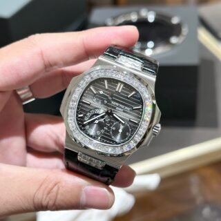 Patek Philippe Nautilus 5724G Replica Watch Gray Dial GRF 40mm - Đồng Hồ Replica 1:1