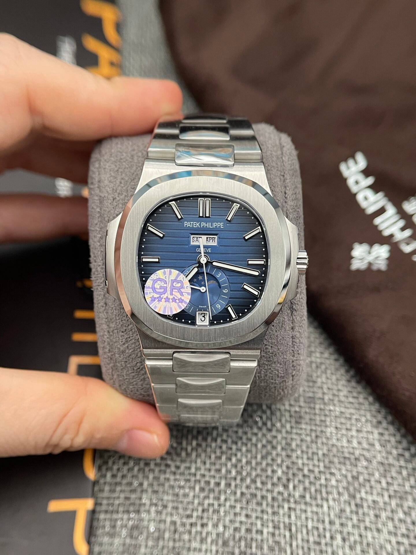 Patek Philippe Nautilus 5726 Best Replica Watch Blue Dial GRF 40.5mm - Đồng Hồ Replica 1:1