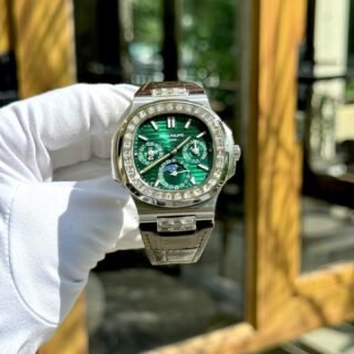 Patek Philippe Nautilus 5740G Replica Watches Green Dial Leather Strap TWS Factory 40mm - Đồng Hồ Replica 1:1