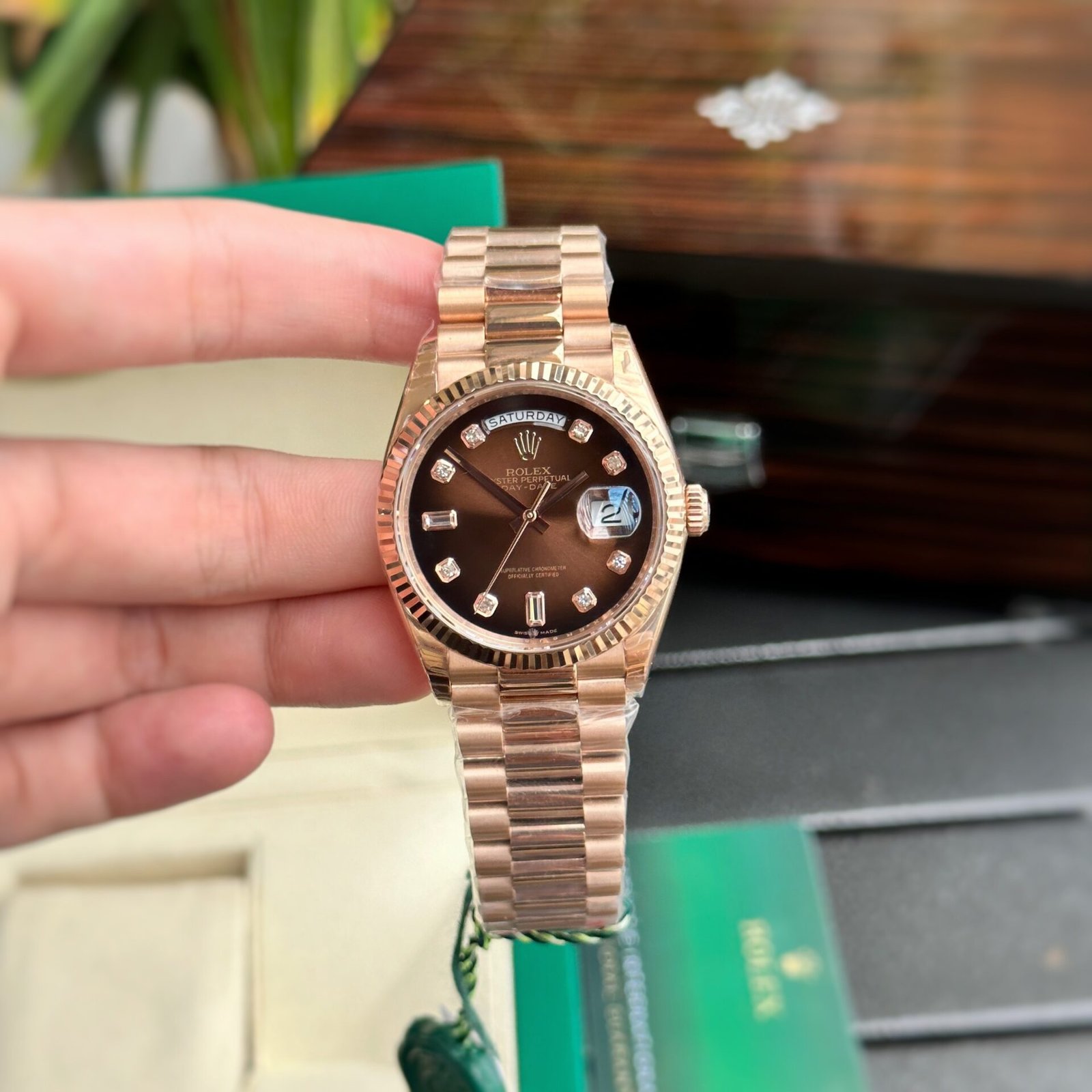 Rolex Clone Watch Day-Date Dial Chocolate EW Factory 36mm - Đồng Hồ Replica 1:1