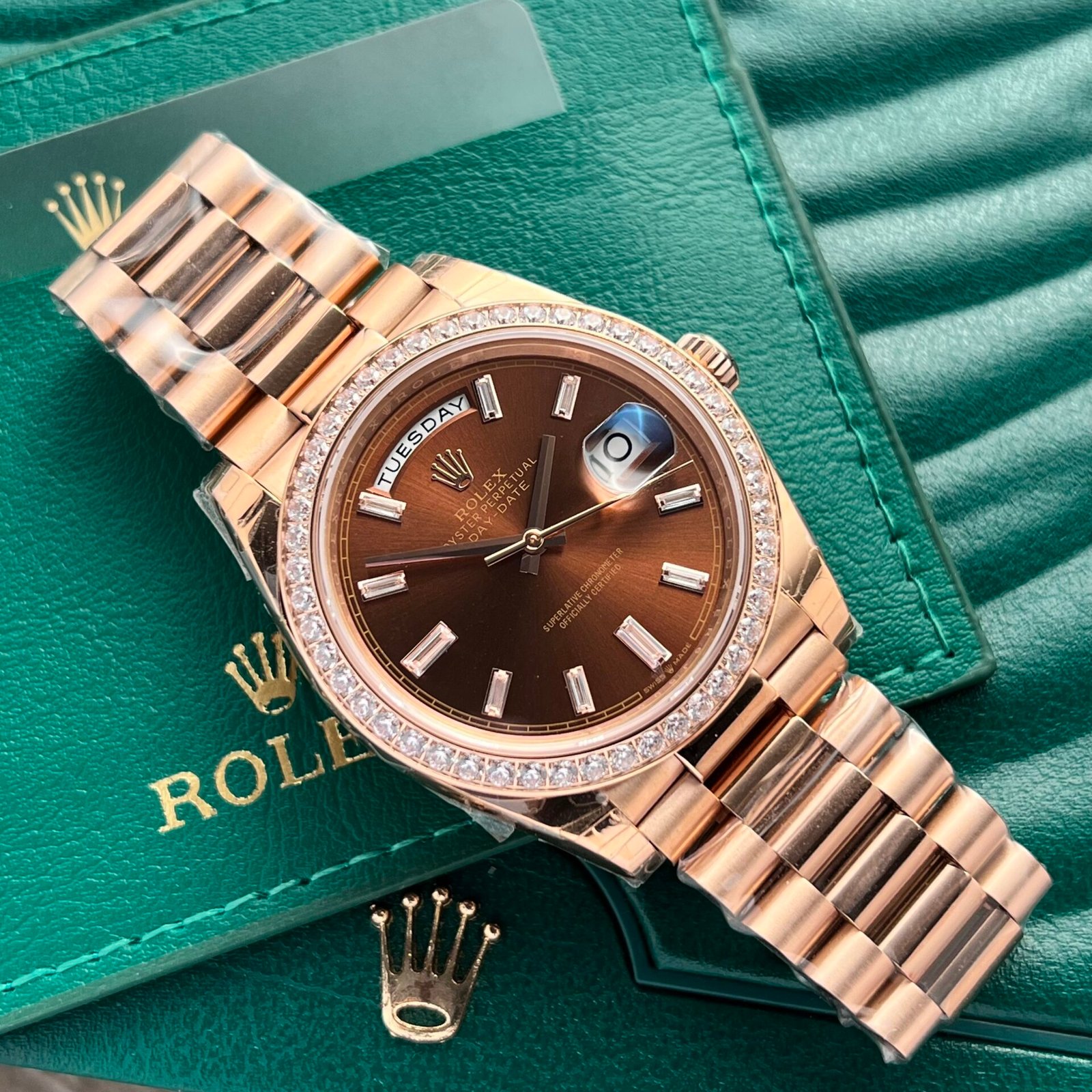 Rolex Fake Watch Day-Date 228235 Chocolate Dial EW Factory 40mm - Đồng Hồ Replica 1:1
