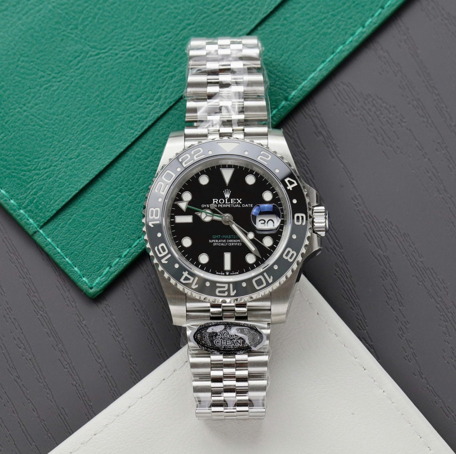 Rolex GMT-Master II 126710GRNR Replica Watch Black Dial Clean Factory 41mm - Đồng Hồ Replica 1:1