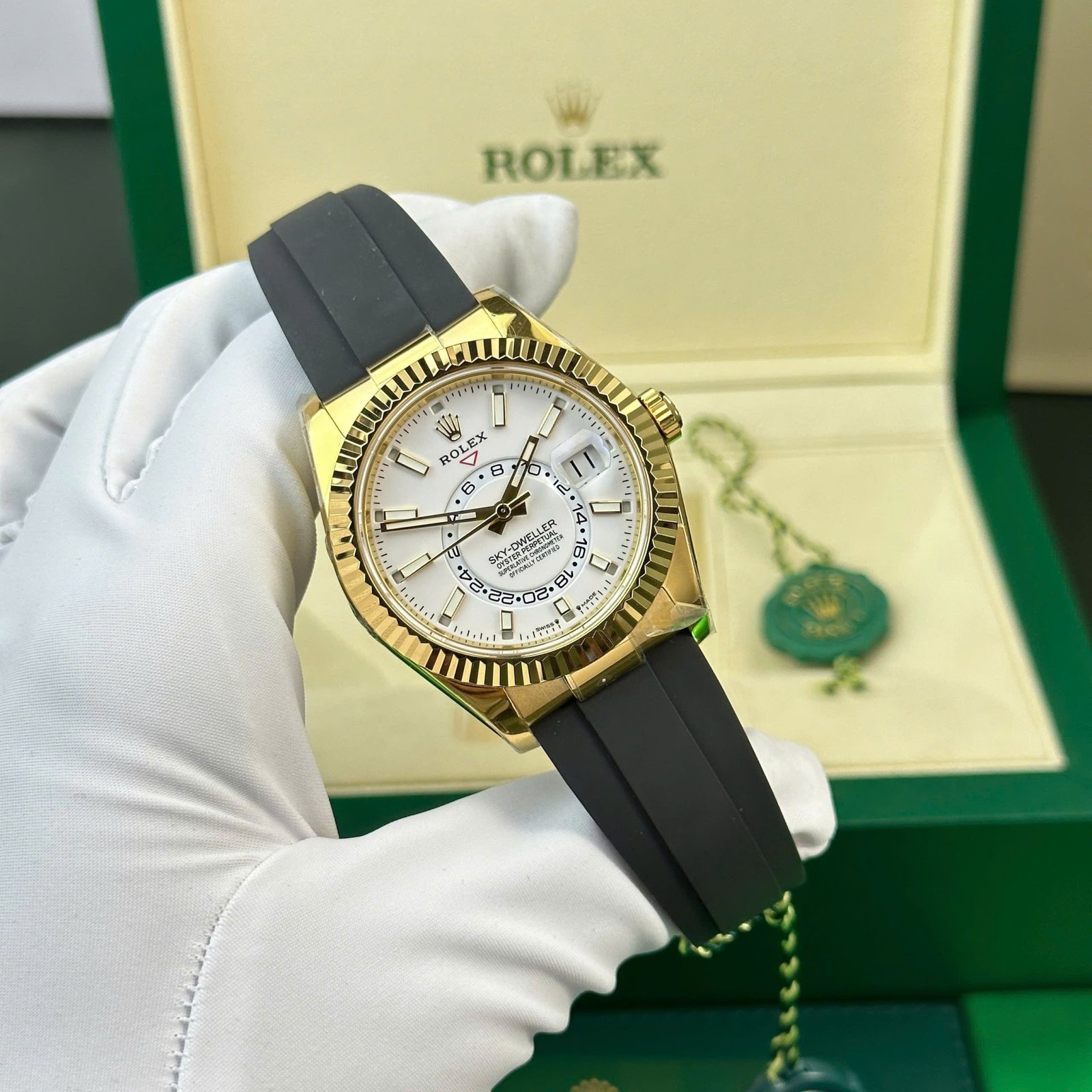 Rolex Sky-Dweller White Dial Knock Off Watches Custom Gold Plated Weight 192 Grams ZF Factory 42mm - Đồng Hồ Replica 1:1