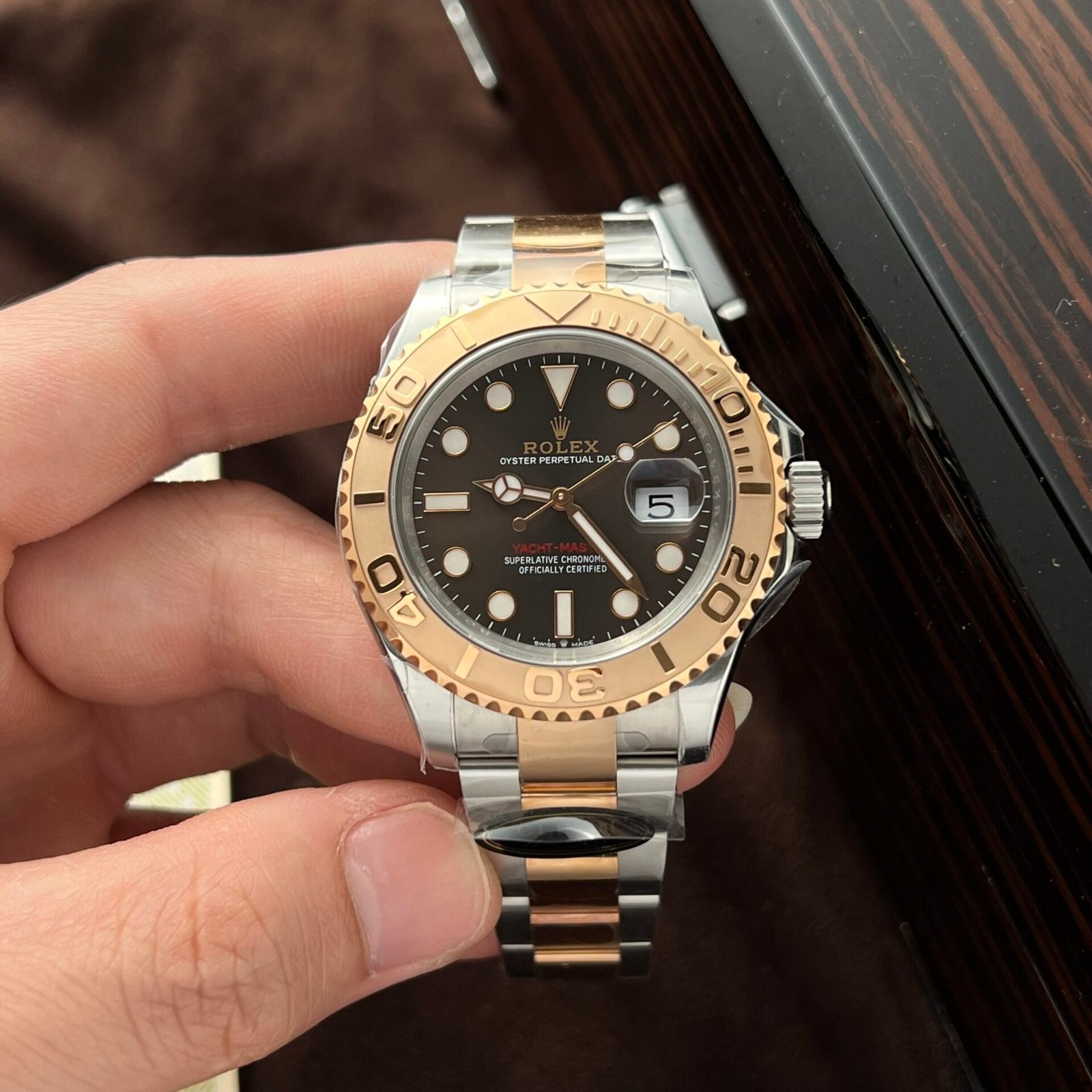 Rolex Yacht-Master 126621 Replica Watch Dial Chocolate Clean Factory 40mm - Đồng Hồ Replica 1:1