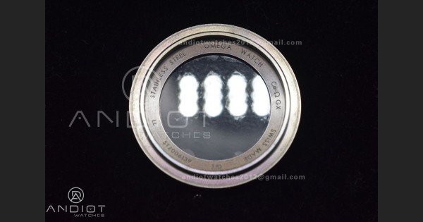 Seamaster Diver 300M SS "COMMANDER’S WATCH" AIF Limited Edition on SS Bracelet A2824