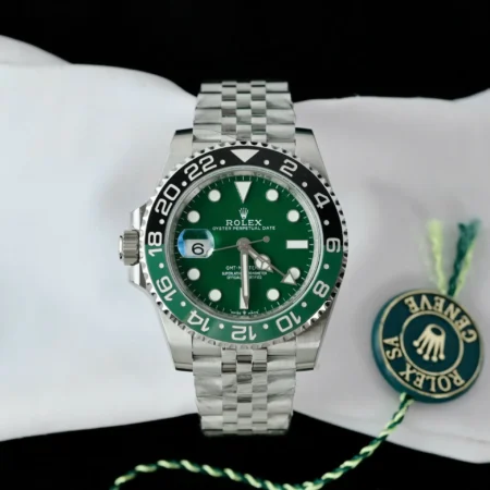Superclone Rolex GMT-Master II 126729VTNR Jubilee “Absinthe”