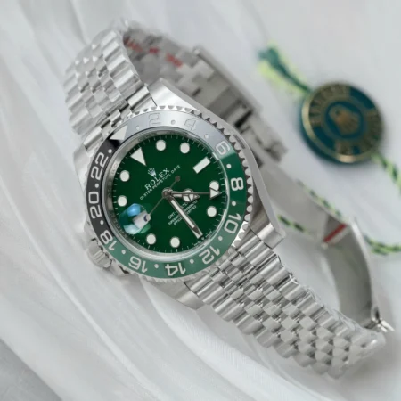 Superclone Rolex GMT-Master II 126729VTNR Jubilee “Absinthe”