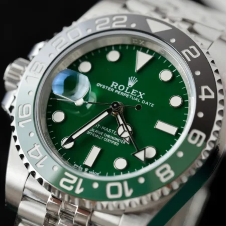 Superclone Rolex GMT-Master II 126729VTNR Jubilee “Absinthe”