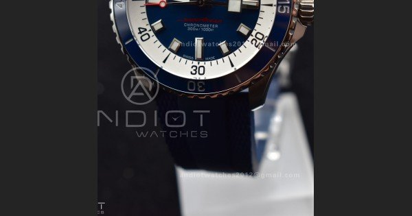 SuperOcean Automatic 42 SS BLSF 1:1 Best Edition Blue Dial on Blue Rubber Strap A2824