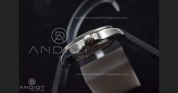 Superocean Automatic 44 TF 1:1 Best Edition Black Dial and Bezel with Yellow Rehaut On Black Rubber Strap A2824