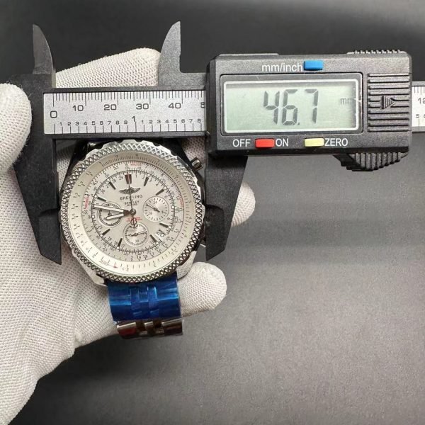Swiss AAA Replica Breitling Bentley Motors T A25363 – 47mm Chronograph Watch With White Dial & Stainless Steel Bracelet